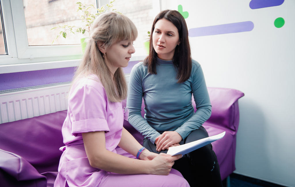 Прием девушки врача