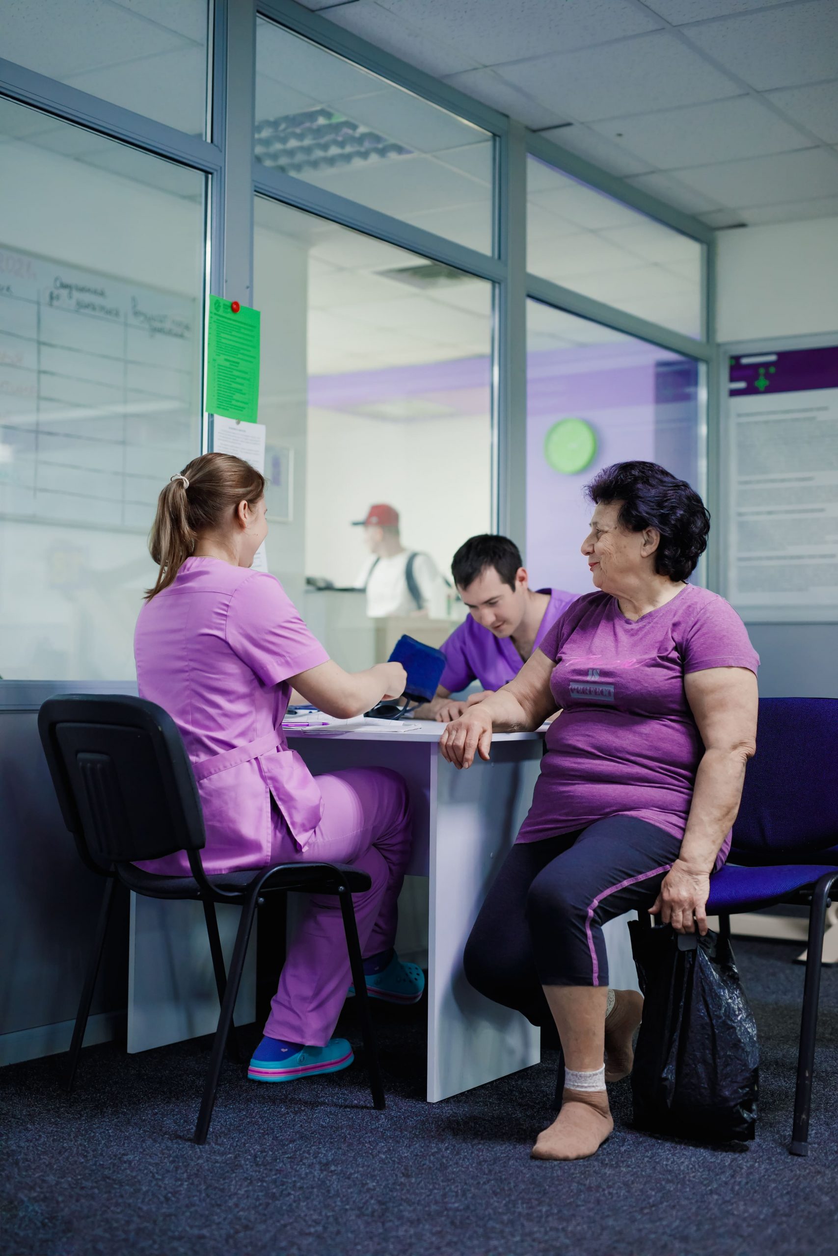 Бабушка на приеме у врача